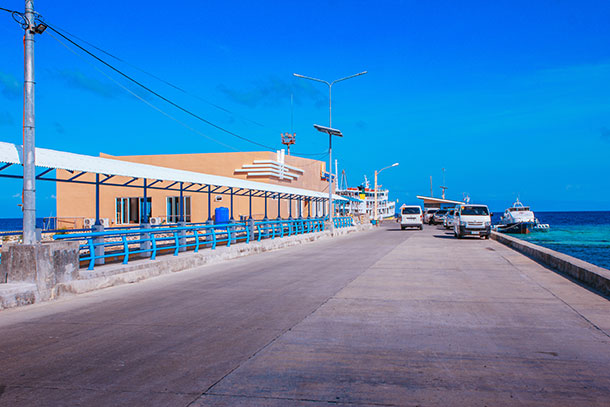 Port Siquijor Where Vans Wait