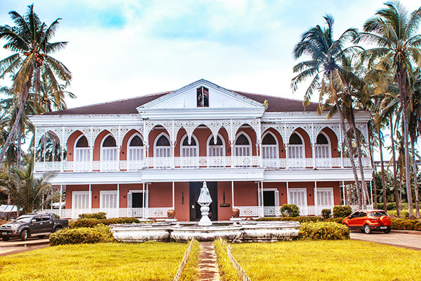 Visit the Santo Niño Shrine and Heritage Museum