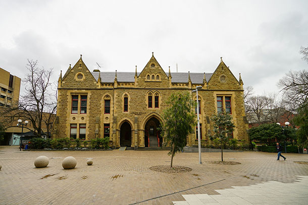 The University Of Melbourne