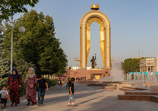 Ismail Somoni Monument