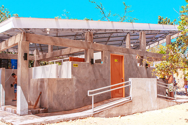 Shower Rooms at the Banyan Spring Resort