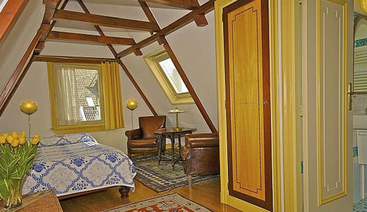 Seven Bridges Hotel Interior