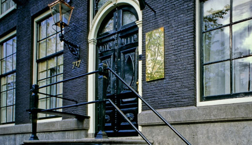 Hotel 717