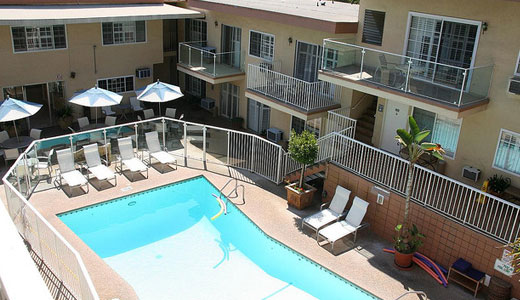 Magic Castle Hotel