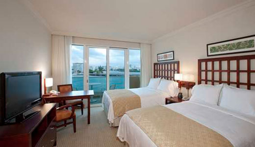 Condado Lagoon Villas Interior
