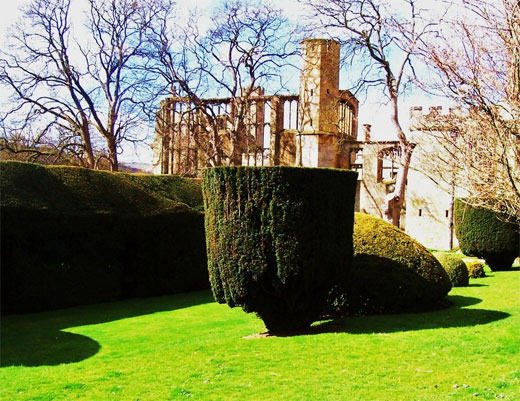Lovely Snapshots of The Cotswolds in England | OSMIVA