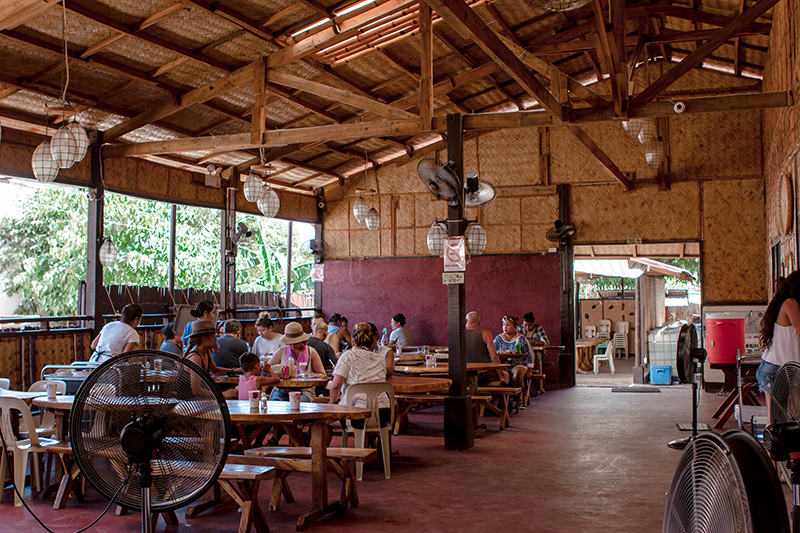 Interior Lolo Nonoy Food Station