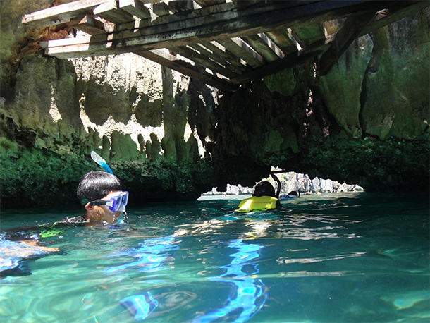 Coron Ultimate Tour Twin Lagoons Entrance