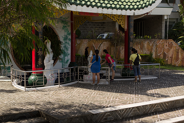 Cebu Day Tour Taoist Temple Wishing Well