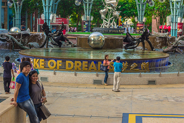 Things to Do Singapore: Lake of Dreams