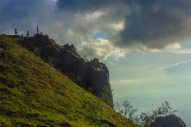 Osmeña Peak Hike: Summit