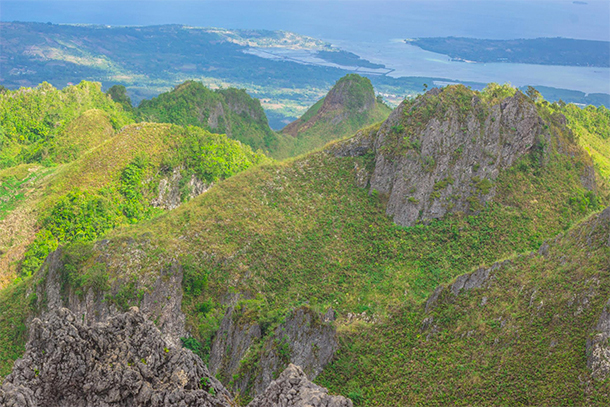 Osmeña Peak Hike: Summit