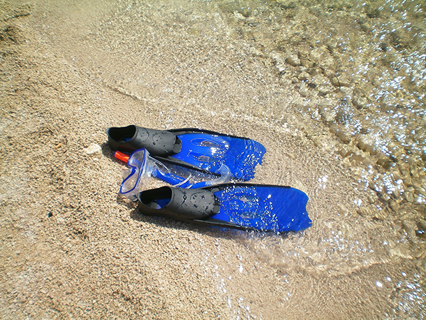 Packing List for Island Hopping in the Philippines: Snorkel Fins