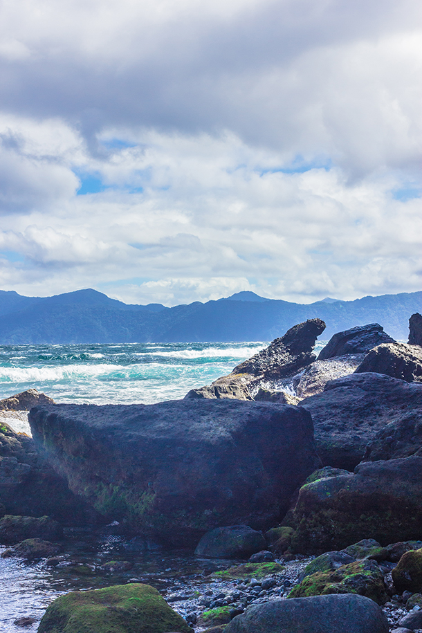 Ilocos Tour Photos: Rocks at Bantay Abot Cave>