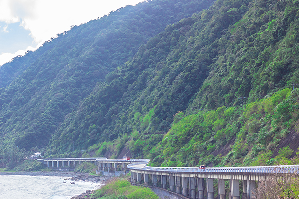 Ilocos Norte Tourist Spots: Patapat Viaduct