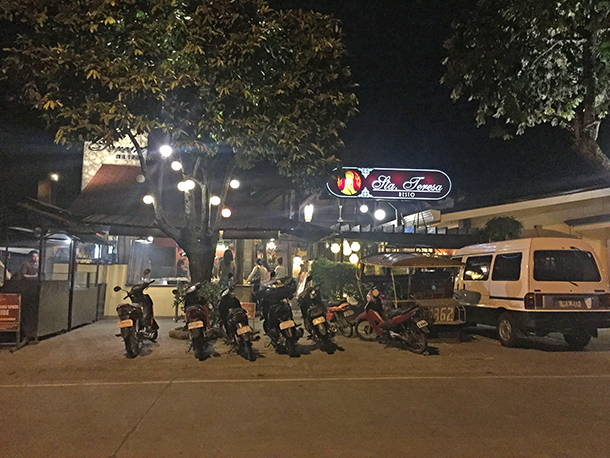 Restaurants in Dumaguete City: Sta. Teresa Resto