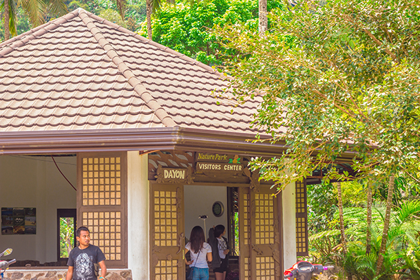  Balinsasayao Twin Lakes Natural Park: Nature Park Visitors Center