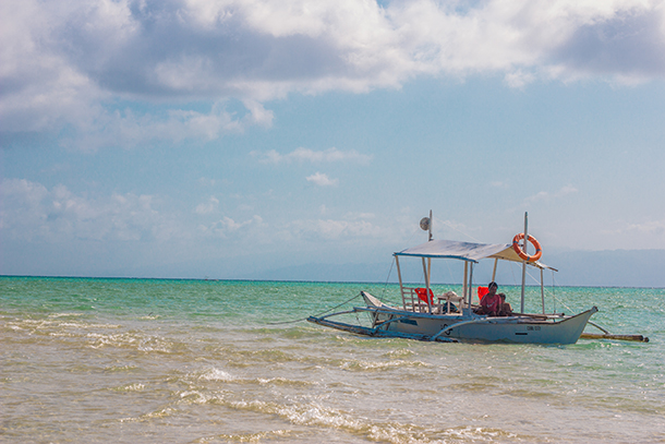 Manjuyod Sandbar Budget Guide: Contact a Local Boatman