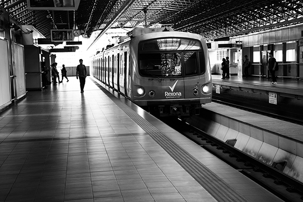 Transportation in the Philippines: MRT/ LRT