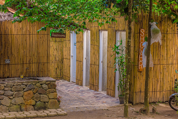 Pulangbato Falls: Rest Rooms And Shower Rooms