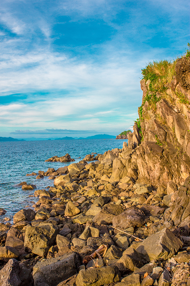 Photos of Sambawan Island: Rock Formations