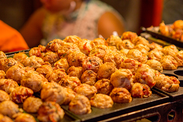 Sugbo Mercado Food Guide: Takoyaki